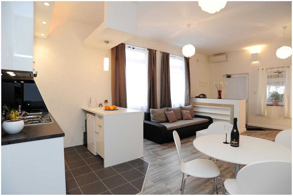 Guest House D&G -I Apartment & Room ザダル エクステリア 写真